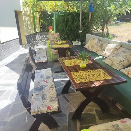 Gasthuis Jacky's House