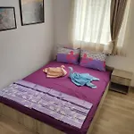 게스트하우스 Jacky's House 체르노모레츠