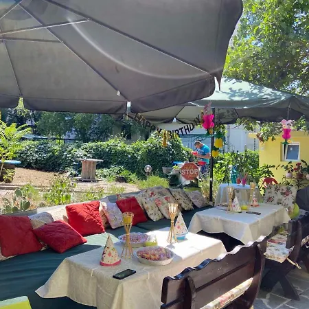 Jacky's House * Черноморець